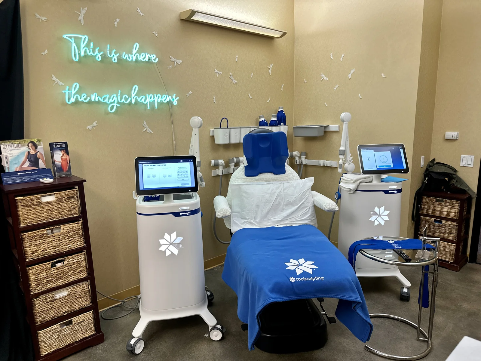 CoolSculpting Elite treatment room at Reviv Med Spa